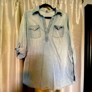 Denim maternity shirt